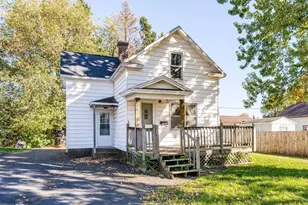 434 12th St, Cloquet, MN 55720 - Photo 1