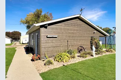 230 Prairie Street, Lake Wilson, MN 56151 - Photo 3