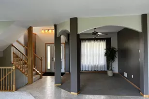 1404 Featherstone Rd, Hastings, MN 55033 - Photo 9