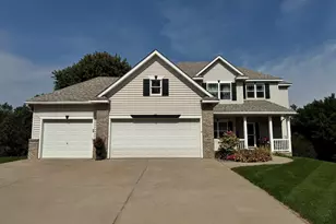 1404 Featherstone Rd, Hastings, MN 55033 - Photo 3