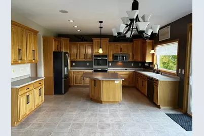 1404 Featherstone Road, Hastings, MN 55033 - Photo 7