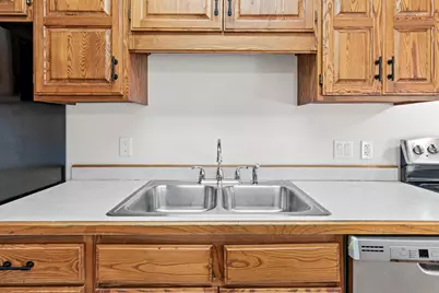 11177 Edgewood Circle N, Champlin, MN 55316 - Photo 19