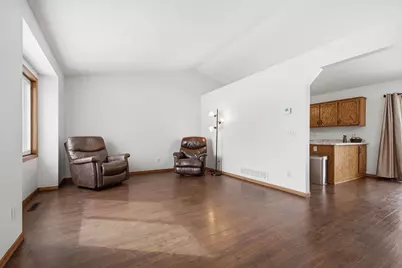 5452 Helena Road N, Oakdale, MN 55128 - Photo 3