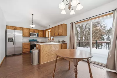 5452 Helena Road N, Oakdale, MN 55128 - Photo 5