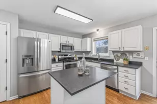 20482 Idaho Ave, Lakeville, MN 55044 - Photo 9