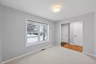 20482 Idaho Ave, Lakeville, MN 55044 - Photo 5