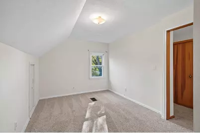 1049 Sterling Street N, Maplewood, MN 55119 - Photo 21