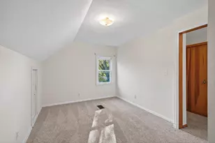 1049 Sterling St N, Maplewood, MN 55119 - Photo 21