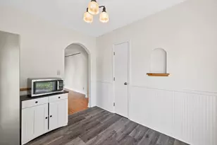 1049 Sterling St N, Maplewood, MN 55119 - Photo 9