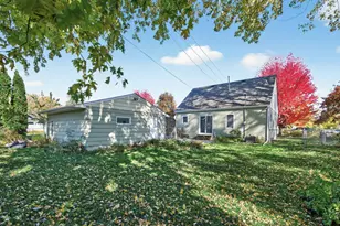 1049 Sterling St N, Maplewood, MN 55119 - Photo 29