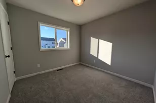 10442 Goodview Ave S, Cottage Grove, MN 55016 - Photo 9