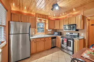 4552 Brunswick Ave N, Crystal, MN 55422 - Photo 9