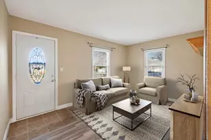 4552 Brunswick Ave N, Crystal, MN 55422 - Photo 5