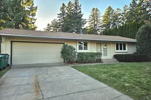 1008 Northland Ave, Stillwater, MN 55082 - Photo 1