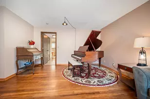 1005 W 104th St, Bloomington, MN 55431 - Photo 9