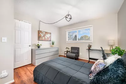 1005 W 104th Street, Bloomington, MN 55431 - Photo 23