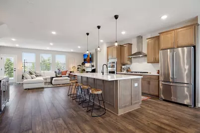 879 Woodlawn Avenue #C, Saint Paul, MN 55116 - Photo 1