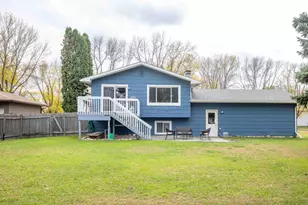 21 Birch Ln S, Fargo,  58103 - Photo 3