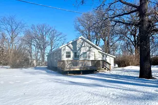 623 E Adams Ave, Mahnomen, MN 56557 - Photo 1