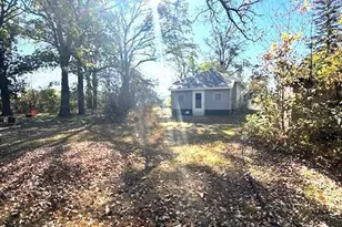 623 E Adams Ave, Mahnomen, MN 56557 - Photo 5