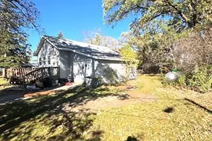 623 E Adams Ave, Mahnomen, MN 56557 - Photo 3