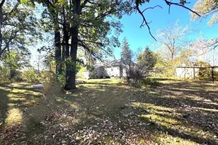 623 E Adams Ave, Mahnomen, MN 56557 - Photo 9