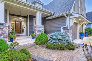 5676 Garden Dr, Woodbury, MN 55129 - Photo 5