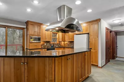 633 Sand Creek Drive NW, Coon Rapids, MN 55448 - Photo 5