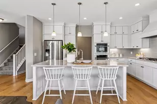 1330 Interlachen Dr, Eagan, MN 55123 - Photo 7