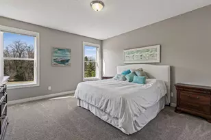 1330 Interlachen Dr, Eagan, MN 55123 - Photo 19