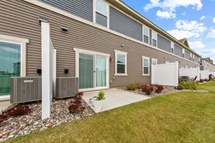 2006 Tyrone Dr, Shakopee, MN 55379 - Photo 27