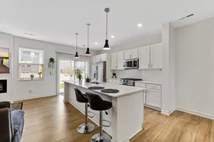 2006 Tyrone Dr, Shakopee, MN 55379 - Photo 7