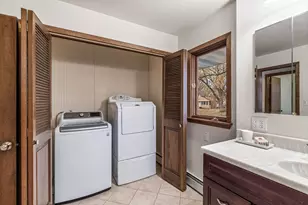 590 Ryan Ave W, Roseville, MN 55113 - Photo 21