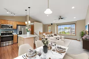 2960 Molina St, Shakopee, MN 55379 - Photo 7