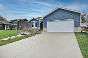 906 7th St NW, Kasson, MN 55944 - Photo 3