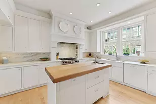 2308 W Lake of the Isles Pkwy, Minneapolis, MN 55405 - Photo 17