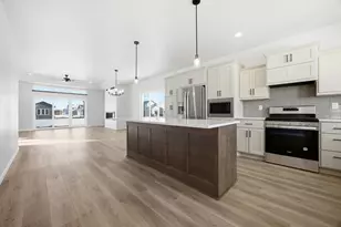 7448 16th St S, Fargo, ND 58104 - Photo 7