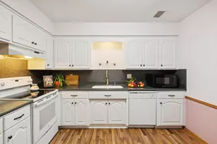 3511 37th Ave NE, Saint Paul, MN 55421 - Photo 3