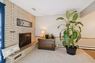 3511 37th Avenue NE, Saint Paul, MN 55421 - Photo 7