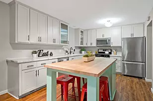 1712 Archer Ct, Plymouth, MN 55447 - Photo 3