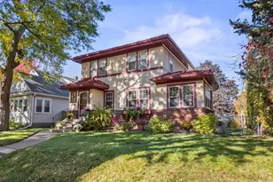 733 Sherwood Ave, Saint Paul, MN 55106 - Photo 1