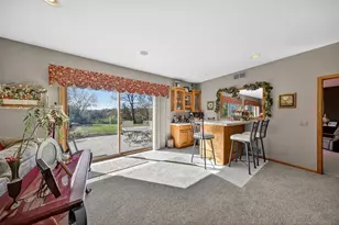 907 River Bluff Rd SE, Mazeppa, MN 55956 - Photo 33