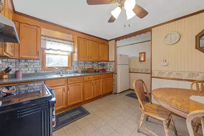 420 E Main Street, Arlington, MN 55307 - Photo 9