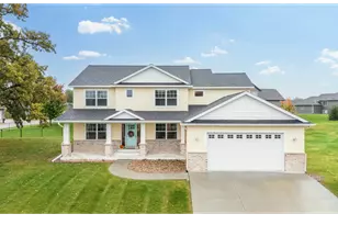 2990 Pinewood Ridge Dr SE, Rochester, MN 55904 - Photo 1