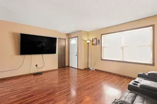 211 Meadow Ln, New Prague, MN 56071 - Photo 7