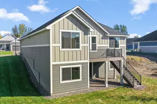 17747 Ellsworth Dr, Lakeville, MN 55044 - Photo 25