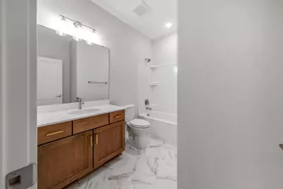 17747 Ellsworth Drive, Lakeville, MN 55044 - Photo 5