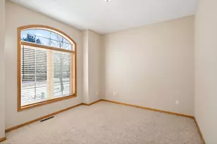 15163 Claret Cir, Rosemount, MN 55068 - Photo 17