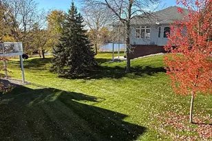 15163 Claret Cir, Rosemount, MN 55068 - Photo 3