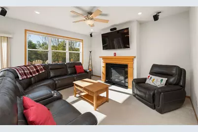 19896 Escalade Way, Farmington, MN 55024 - Photo 5